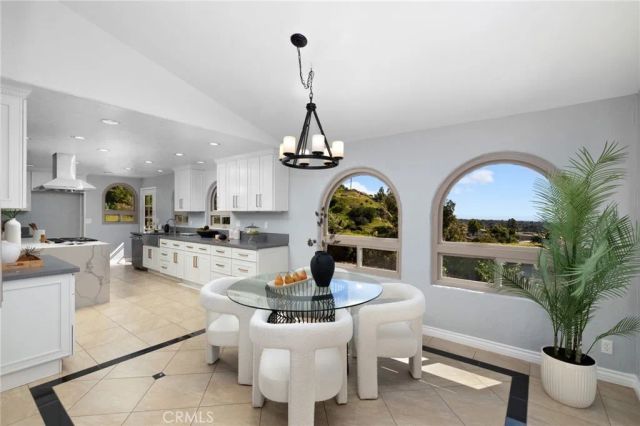 821 Guanajuato, Claremont, CA 91711