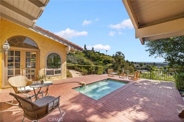 821 Guanajuato, Claremont, CA 91711