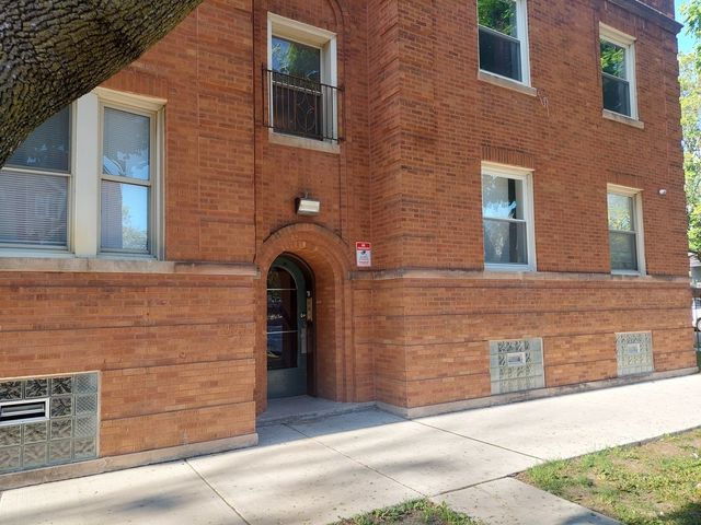 3112 W 64th Street 2, Chicago, IL 60629