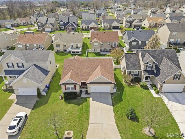 408 Wynchat Drive, O'fallon, MO 63366