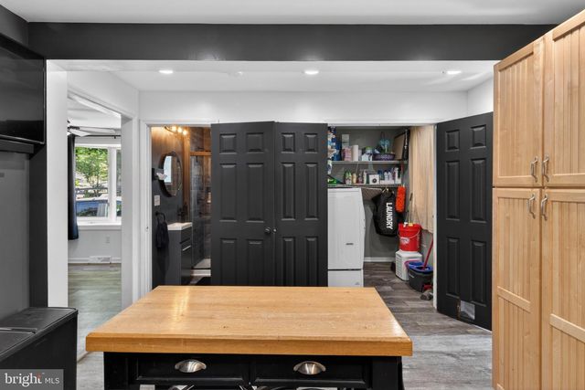 803 WOODLAND AVE, Wilmington, DE 19808