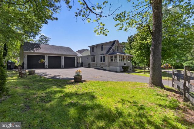 803 WOODLAND AVE, Wilmington, DE 19808