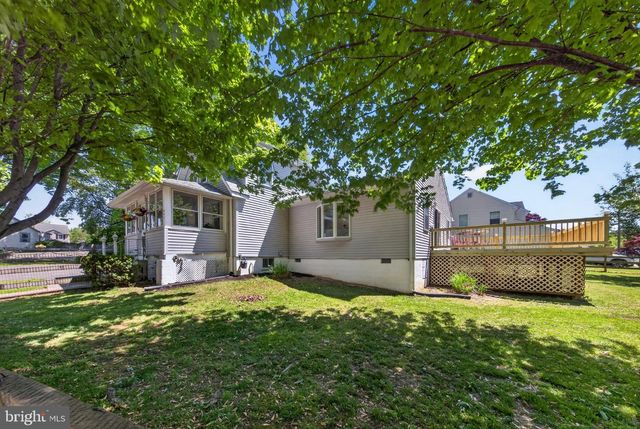 803 WOODLAND AVE, Wilmington, DE 19808