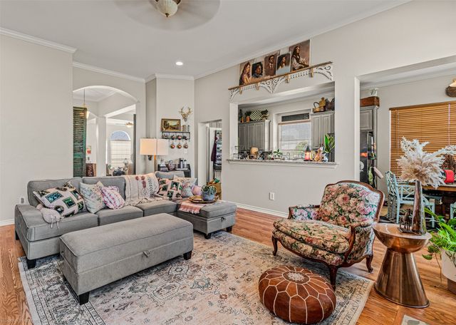 1687 Sportsman Lane, Van Alstyne, TX 75495