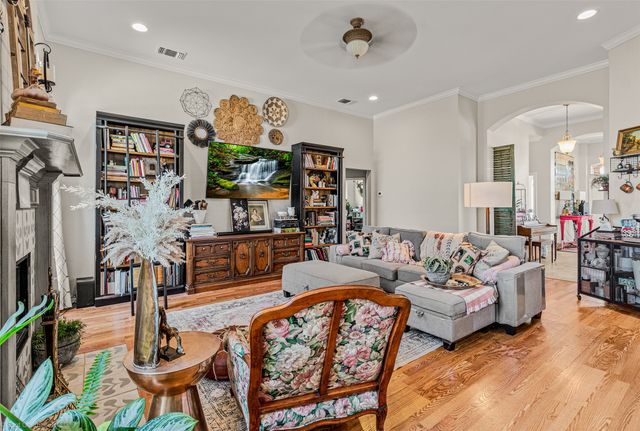 1687 Sportsman Lane, Van Alstyne, TX 75495