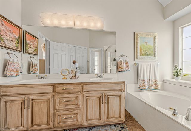 1687 Sportsman Lane, Van Alstyne, TX 75495