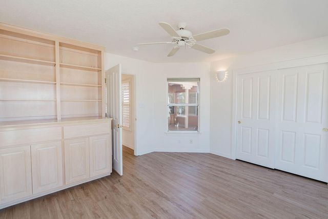 8203 Indigo Court NE, Albuquerque, NM 87122