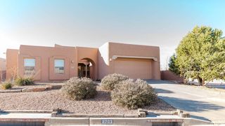 8203 Indigo Court NE, Albuquerque, NM 87122