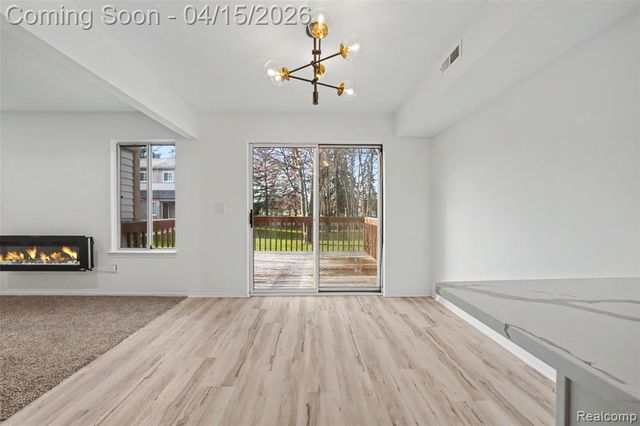 35601 Pheasant Lane, Westland, MI 48185