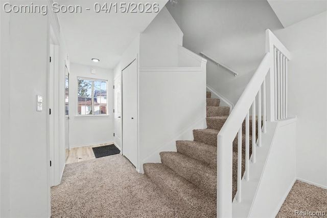 35601 Pheasant Lane, Westland, MI 48185
