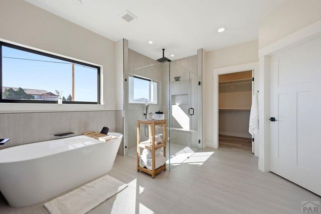 1237 N Challenger Pl, Pueblo West, CO 81007