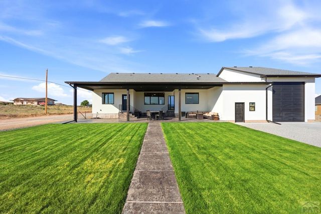 1237 N Challenger Pl, Pueblo West, CO 81007