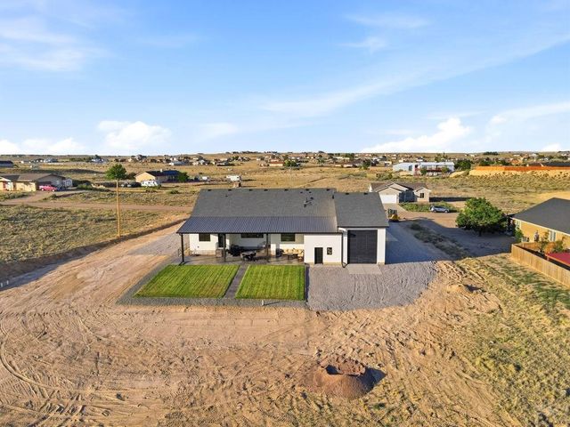 1237 N Challenger Pl, Pueblo West, CO 81007