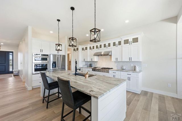 1237 N Challenger Pl, Pueblo West, CO 81007