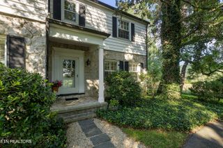 4700 Mccampbell Drive, Knoxville, TN 37918