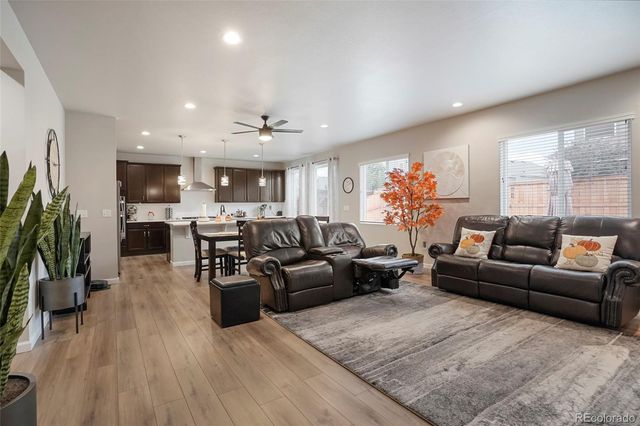6785 E 119th Avenue, Thornton, CO 80233