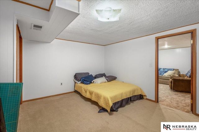 810 N Garden City Road, Fremont, NE 68025