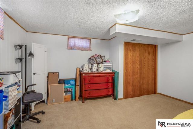 810 N Garden City Road, Fremont, NE 68025