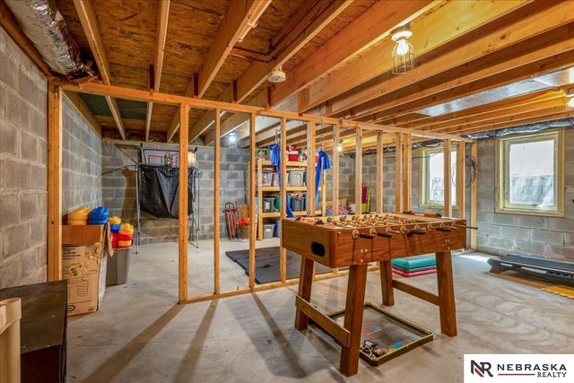 810 N Garden City Road, Fremont, NE 68025