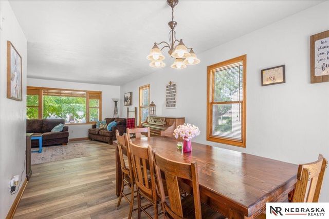 810 N Garden City Road, Fremont, NE 68025