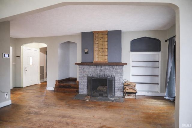 306 W Michigan Street, Rolling Prairie, IN 46371