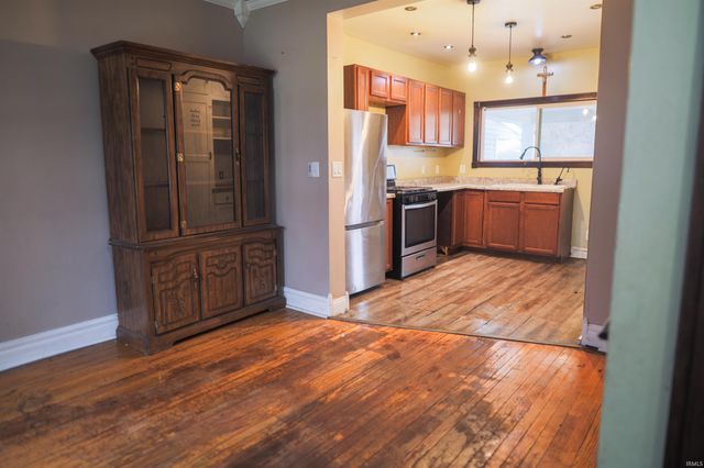 306 W Michigan Street, Rolling Prairie, IN 46371