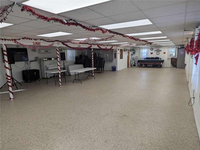 800 32ND AVENUE S 612, St Petersburg, FL 33705