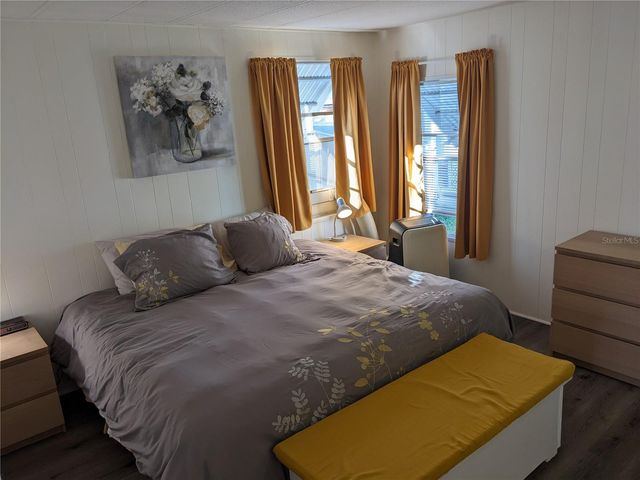 800 32ND AVENUE S 612, St Petersburg, FL 33705