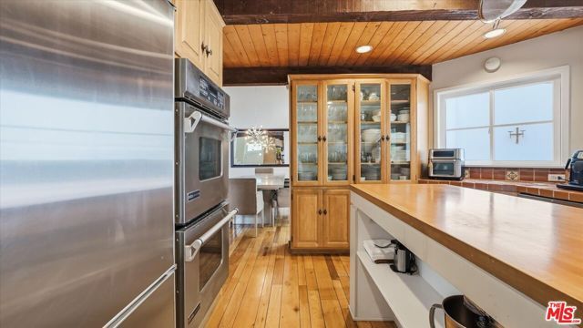 9856 Portola Drive, Beverly Hills, CA 90210