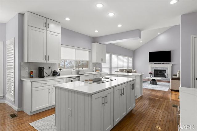 1118 Kiefer Ridge Court, Ballwin, MO 63021