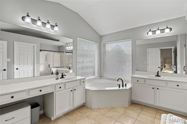 1118 Kiefer Ridge Court, Ballwin, MO 63021