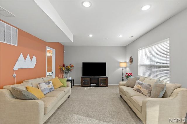 1118 Kiefer Ridge Court, Ballwin, MO 63021