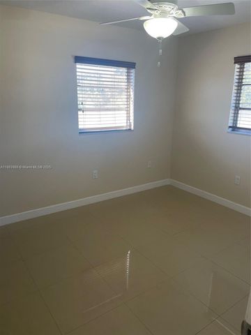 971 E 18th St, Hialeah, FL 33013