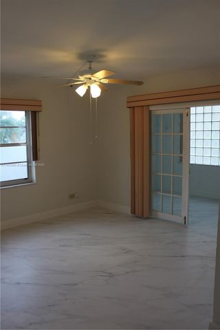 971 E 18th St, Hialeah, FL 33013