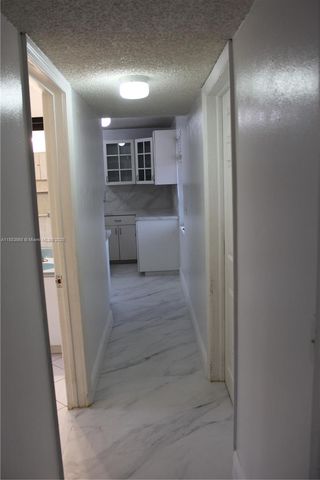 971 E 18th St, Hialeah, FL 33013