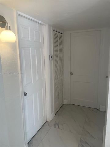 971 E 18th St, Hialeah, FL 33013