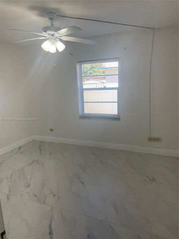 971 E 18th St, Hialeah, FL 33013