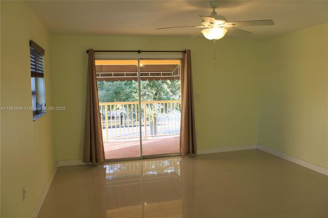 971 E 18th St, Hialeah, FL 33013