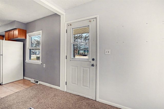 1504 Sunview Street, Muskegon, MI 49445