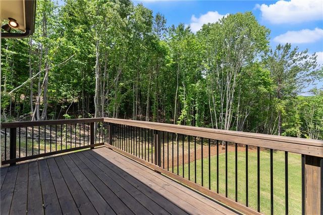 4860 Grandview Court, Flowery Branch, GA 30542