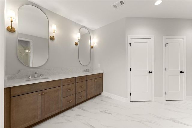 4860 Grandview Court, Flowery Branch, GA 30542