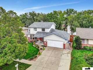 1537 Hilltop Road, Lincoln, NE 68521