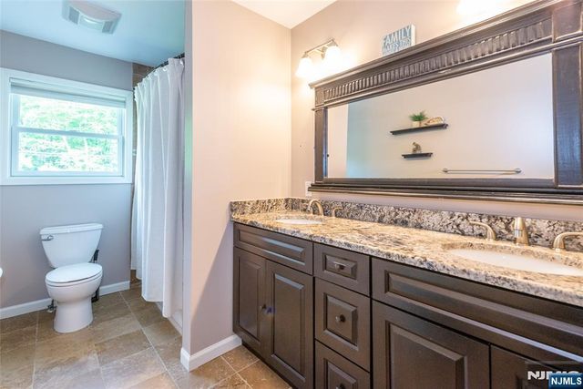 88 Mathews Avenue, Riverdale Borough, NJ 07457