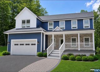 88 Mathews Avenue, Riverdale Borough, NJ 07457