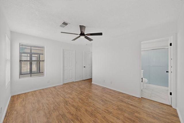 541 7th Avenue NE, Rio Rancho, NM 87124