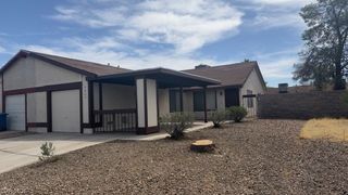 4800 WOODLAKE Avenue, Las Vegas, NV 89147