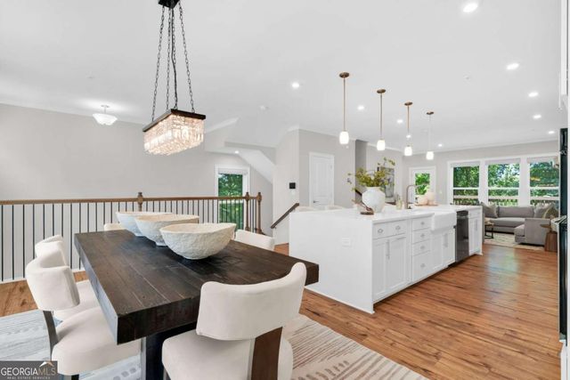 1053 Brandsford Street NW, Atlanta, GA 30318