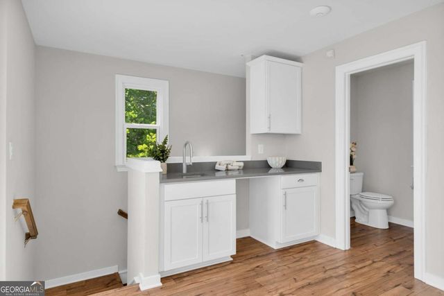 1053 Brandsford Street NW, Atlanta, GA 30318