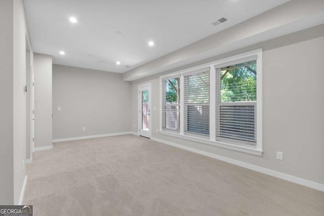 1053 Brandsford Street NW, Atlanta, GA 30318