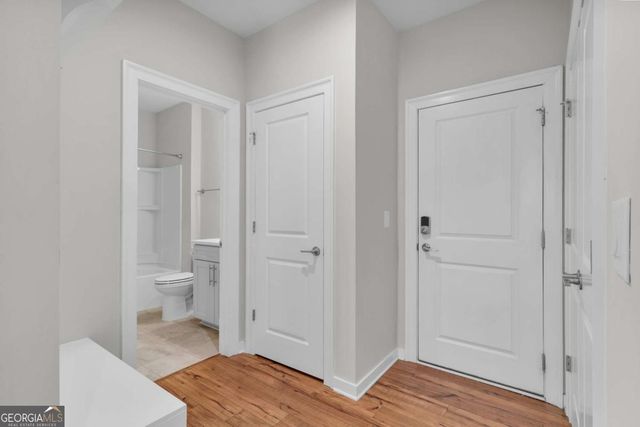 1053 Brandsford Street NW, Atlanta, GA 30318